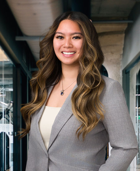 Deanna<br>  Mari-Cabrera